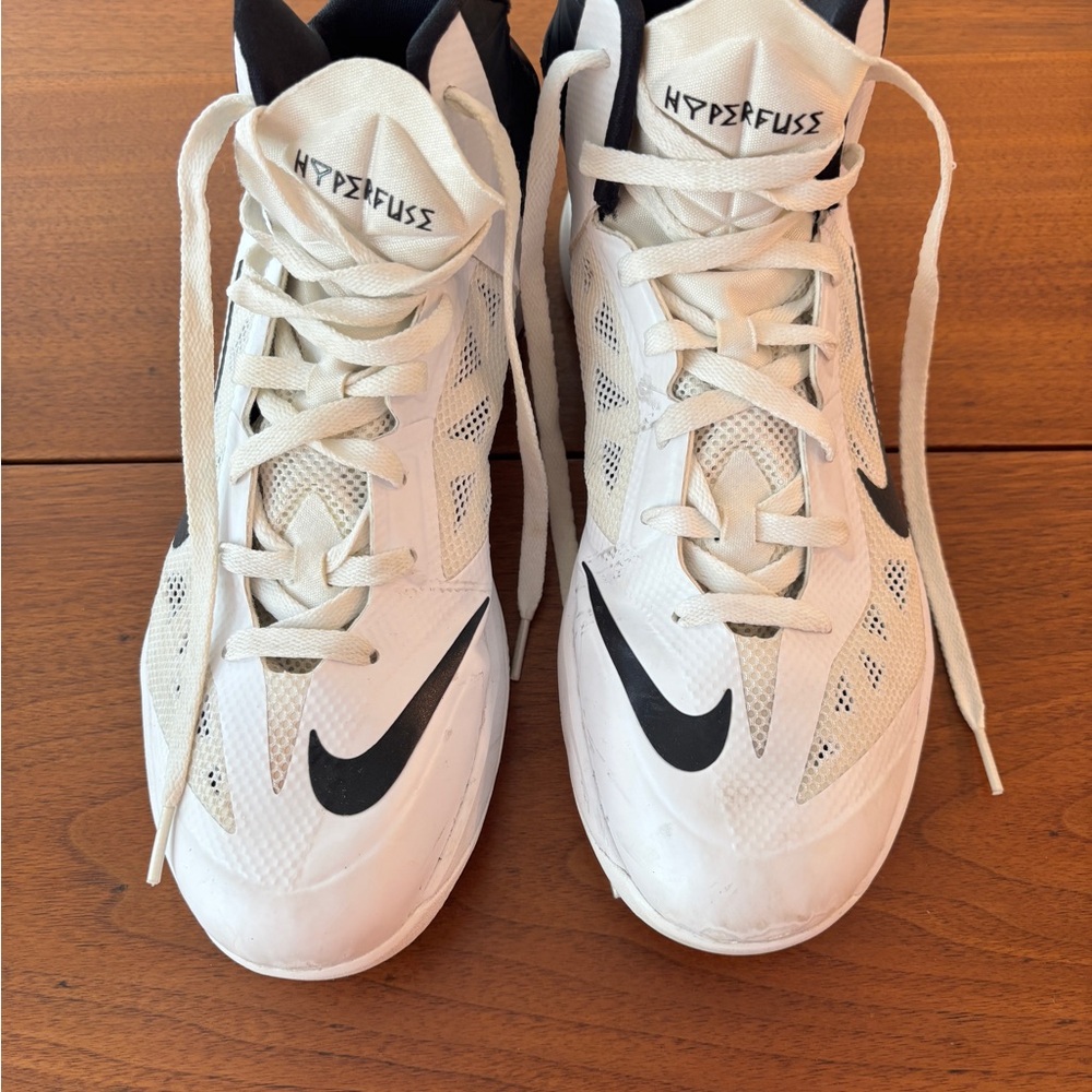 Nike Hyperfuse White and Black Athletic Shoes